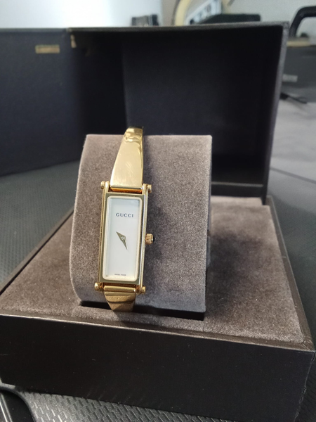 SECOND HAND Kullanv&auml;rinen vintage Cucci 1500L rannekello,  k&auml;ytt&auml;m&auml;t&ouml;n