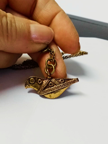 SECOND HAND Hattulan lintu, pronssia riipus