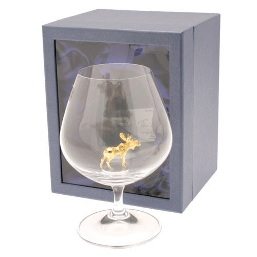 Konjakkilasi kullatulla hirvell&auml;