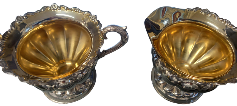 Kultakeskuksen Julia sokerikko ja kermakko, hopeaa